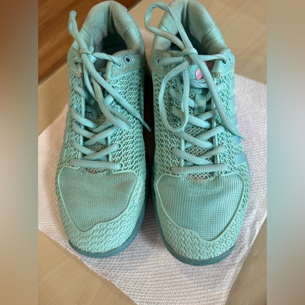 K-Swiss Women’s Light Green Mesh Pickleball Sneakers Size 8